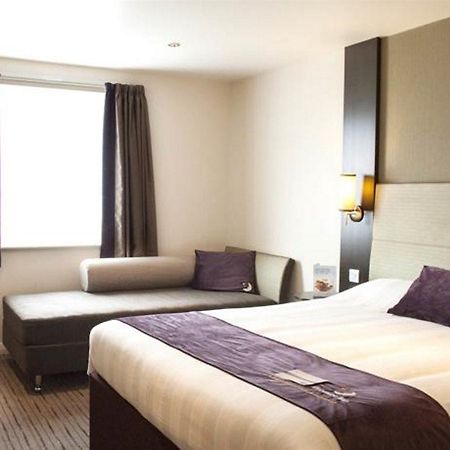 Premier Inn Milton Keynes South Bagian luar foto